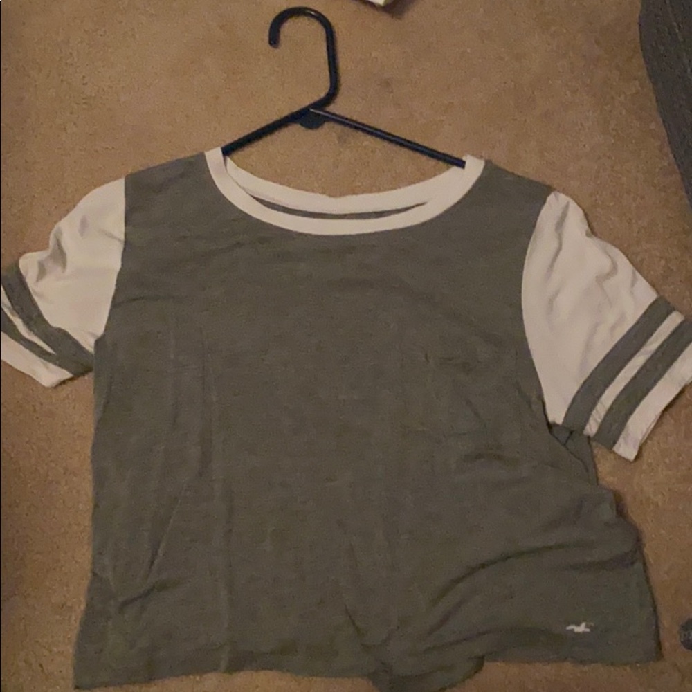 Hollister Grey crop top